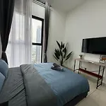 Trion Kl By Hometaric Suite